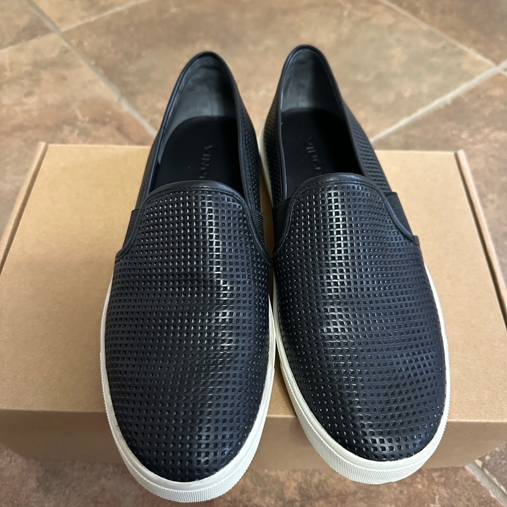 Vince Blair 5 Slip on Women’s Sneakers- Black